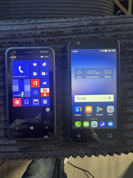 Smartphone Alcatel Und Nokia Dualsim