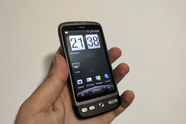 HTC Desire (PB99200) schwarz (entsperrt) Smartphone Android 2.2 Froyo Handy