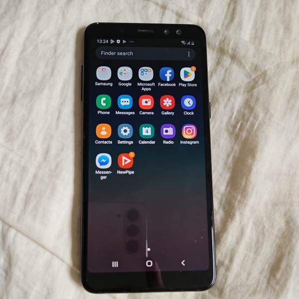 Samsung Galaxy A8 2018 schwarz entsperrt 32GB 5,6″ 16MP 4GB RAM Android Smartphone