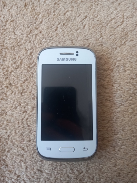 Samsung Galaxy Young (weiß, 4GB, Android Smartphone)