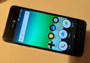 Doro 8035 – entsperrtes Smartphone Angebot lesen