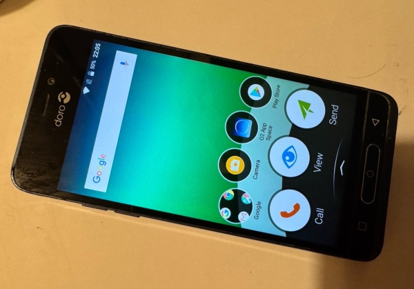 Doro 8035 – entsperrtes Smartphone Angebot lesen