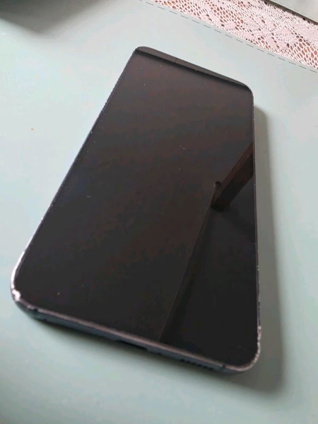 Samsung Galaxy S23 / 128GB / Schwarz / Smartphone