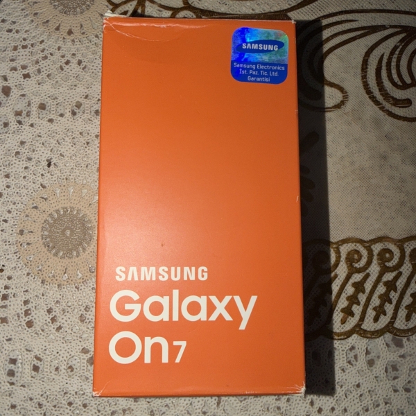 Samsung Galaxy On7 SM-G600F SINGLE SIM 5,5″ LTE entsperrt Smartphone – neu im Karton