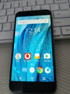 ZTE Blade A512 schwarz entsperrt 16GB 5,2″ 13MP 2GB RAM Android 6.0 Smartphone