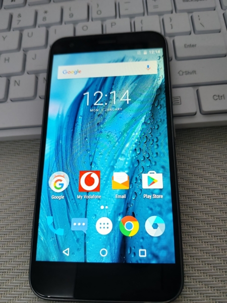 ZTE Blade A512 schwarz entsperrt 16GB 5,2″ 13MP 2GB RAM Android 6.0 Smartphone
