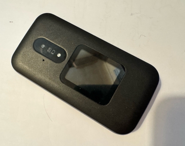 Doro 2880 – DSB-0480 Smartphone funktioniert nicht als Teil oder Reparatur – ohne Akku