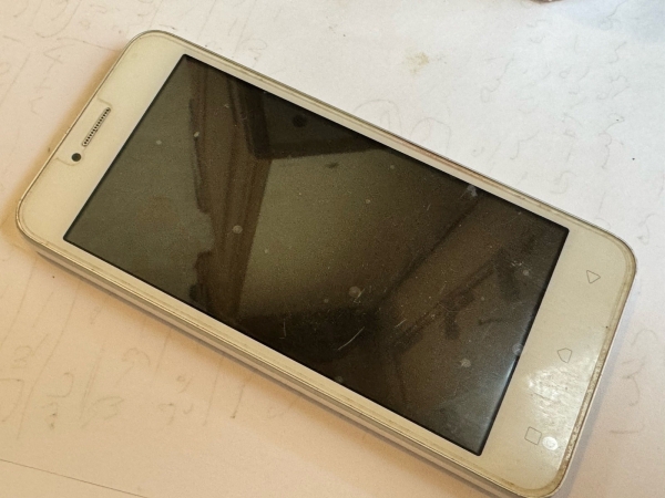 Lenovo A1010a20 weiß 8GB – entsperrtes Smartphone