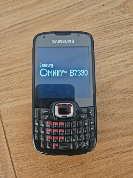 Samsung Omnia Pro GT-B7330 Schwarz Windows Smartphone QWERTZ Tastenhandy Klassik