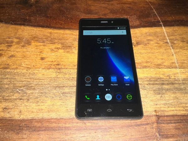 Doogee X5 schwarz entsperrt 8GB 5,0″ Dual-SIM schwarz Android Smartphone