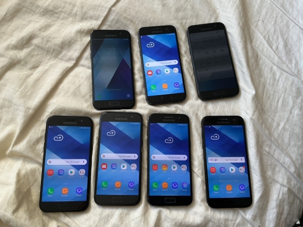 Samsung Galaxy A3 (2017) SM-A320FL – 16GB (Entsperrt) Schwarz – (DP825)