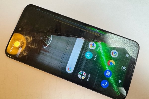 Motorola Moto G7+ Plus XT1965 – Smartphone defekt nur für Ersatzteil oder Reparatur