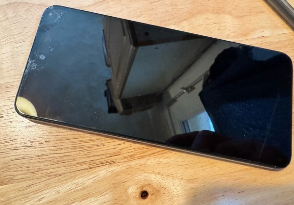 Motorola Moto G53 5G – XT2335 – Smartphone defekt nur für Ersatzteil oder Reparatur