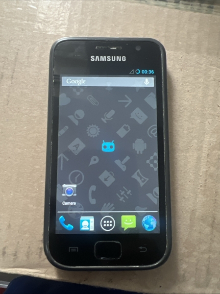 Samsung Galaxy S GT-I9000 Smartphone GB Metallic White Entsperrt
