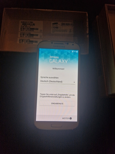Samsung Galaxy S4 GT-I9505 (Unlocked) 3G Smartphone