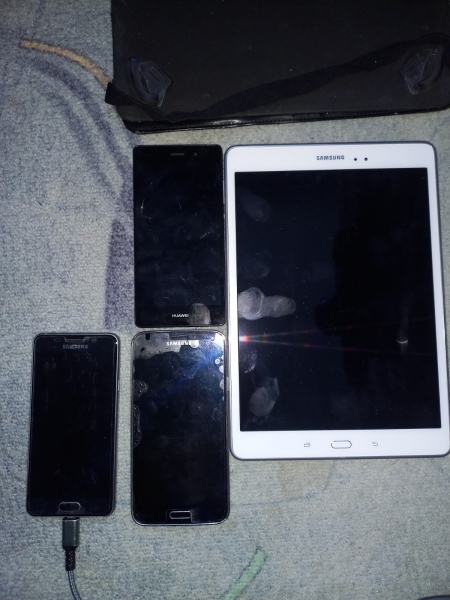 Samsung Galaxy Tab A, Galaxy S5, Galaxy A3 (2016), Huawei Smartphone, 16GB Andr…