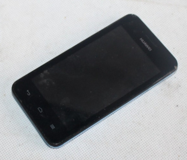 Huawei Ascend Y330 4GB Smartphone blau – ungetestet – Ersatzteile/Reparaturen