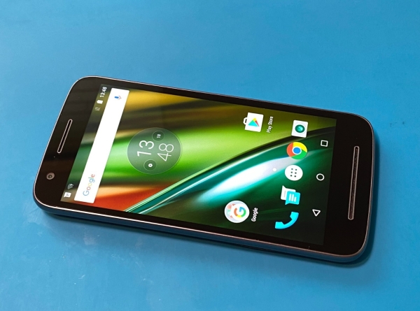 Motorola Moto E3 XT1700 Smartphone, schwarz, 8GB, entsperrt, Top Zustand