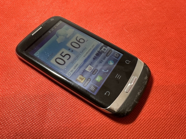 Huawei U8150 Videos X3 schwarz (entsperrt) Android Smartphone