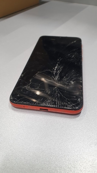 Motorola Moto E7 Smartphone 2GB RAM 32GB ROM Locked Broken Display für Teile