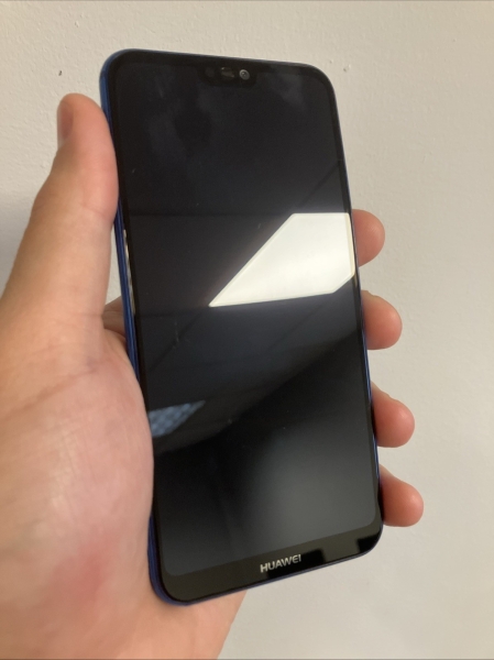 Huawei P20 Lite 64GB blau Android Smartphone gebogener Rahmen als Ersatzteilspender verkauft