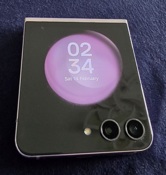 Samsung Galaxy Z Flip 5 256 GB, Rosa,  Android, Flip Smartphone, Gebraucht