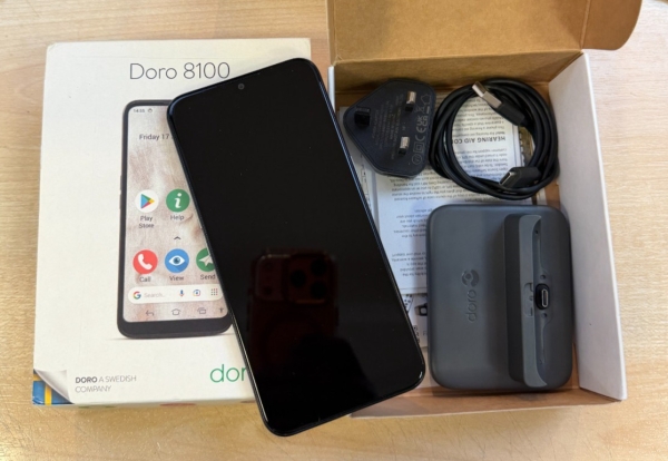Doro 8100 grau 32GB 4G entsperrt ältere Senioren Smartphone – makellos A+ verpackt