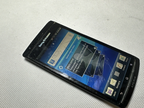 Defektes Sony Ericsson Xperia Arc LT15i – Schwarz Smartphone