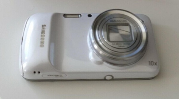 Samsung Galaxy S4 Zoom 8GB 13MP Digitalkamera – Weiß – Lesen! (SM-C1010ZWABTU)