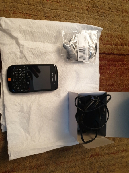 BlackBerry Curve 8520 Smartphone (Orange) – Schwarz (Erscheinungsdatum: 30.08.2009)