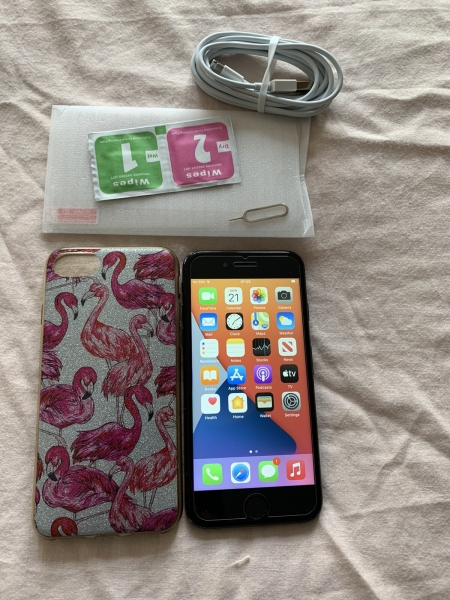 Apple iPhone 7 – 128GB – Schwarz (EE) Gut, voll funktionsfähig Beschreibung lesen 