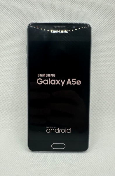 Samsung  Galaxy A5 16GB Smartphone – Schwarz