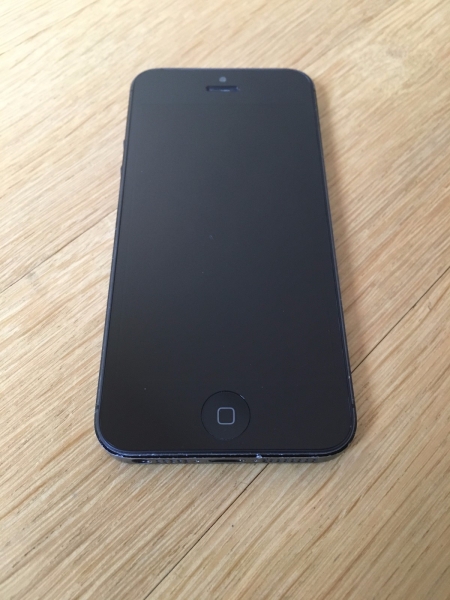 Apple iPhone 5 – 32 GB – Smartphone schwarz & schieferfarben (entsperrt) (MD299DN/A)