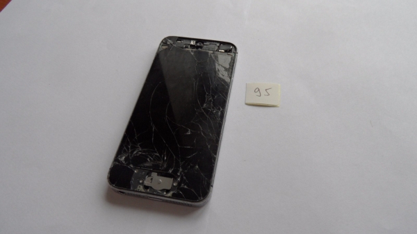 Apple iPhone 5s – 16GB – Space Grau Smartphone für Ersatzteile oder Reparatur 95