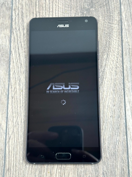 Asus Zenfone AR ZS571KL 128GB 5,7″ Super AMOLED Android Smartphone – als Ersatzteilspender