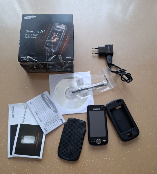 Samsung Jet GT-S8000 Smartphone Schwarz