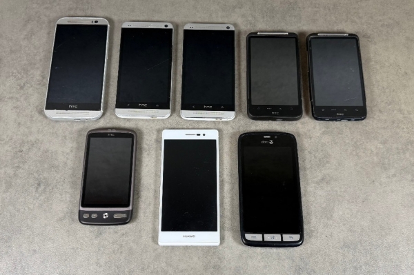 8 Stück Smartphone Handy Touchhandy Konvolut – HTC Huawei Doro