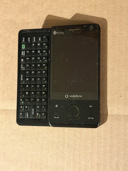 HTC Touch Pro RAPH100 (schwarz) – 288MB 2,8″ 3,2MP – Windows Smartphone VODAFONE