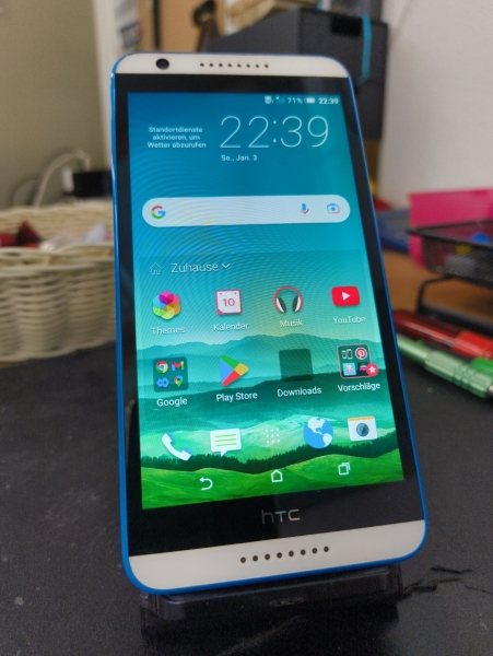 HTC  Desire 820 – 16GB – Marble White (Ohne Simlock) Smartphone