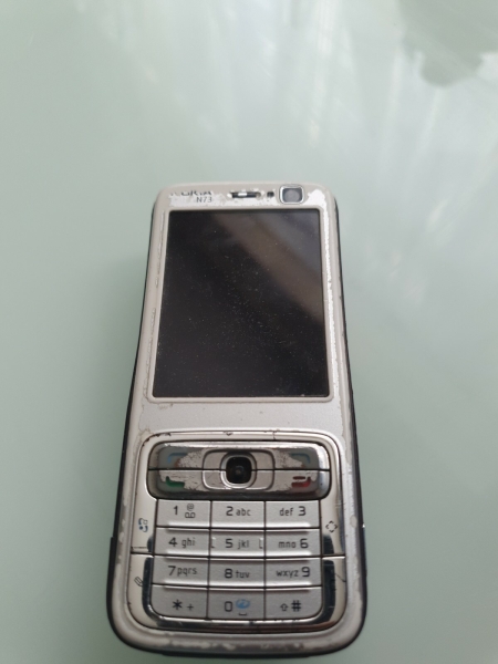 Nokia N73 Smartphone (entsperrt) – Silbergrau