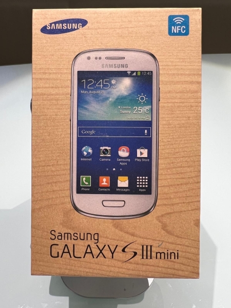 Samsung Galaxy S III mini GT-I8200N – 8GB – Blau (Ohne Simlock) Smartphone