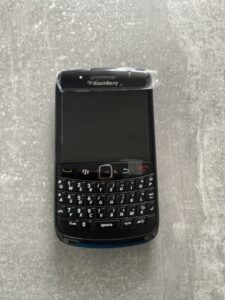 BlackBerry  Bold 9780 – Black (Ohne Simlock) Smartphone NEU