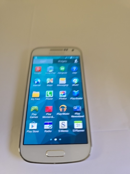 SAMSUNG GALAXY S4 MINI ANDROID 3G HANDY – ENTSPERRT. Weiß (DK872)