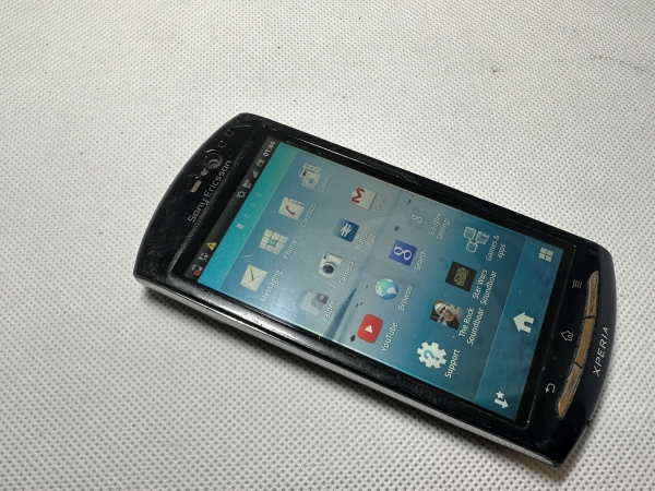 Sony Ericsson Xperia neo Neo MT15i – Smartphone defekt