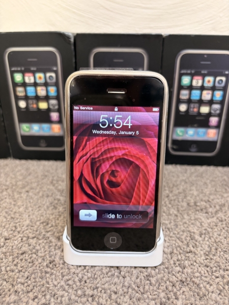 Apple iPhone 1. Generation – Neues Display – O2 UK – 8GB – iOS 3.1.3