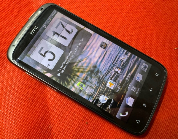 HTC Sensation Z710E Smartphone (entsperrt) – schwarzbraun