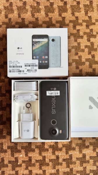 LG Nexus 5X H791 – 32GB – Carbon entsperrt Smartphone