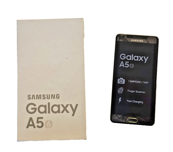 Samsung Galaxy A5 2016 SM-A510F Weiß 16GB Smartphone