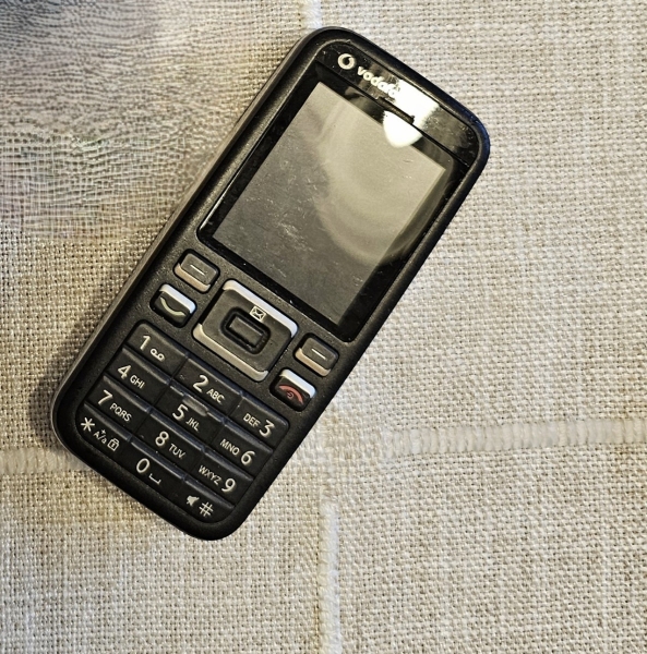 Handy Samsung  Vodafone 33OFM – Schwarz (Vodafone) Smartphone