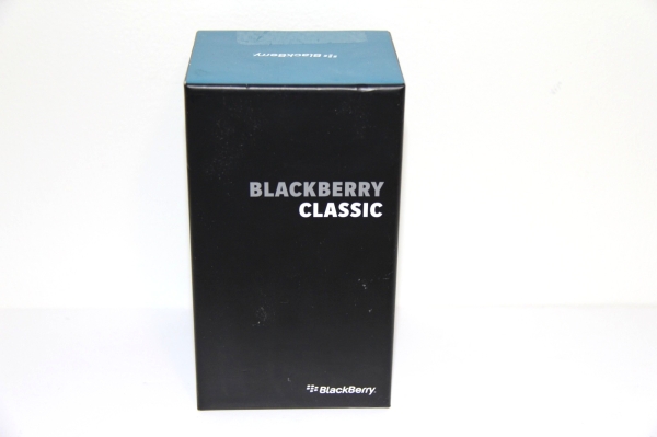 BlackBerry Classic SQC100-4 Black Smartphone NEW Open Box Network Locked